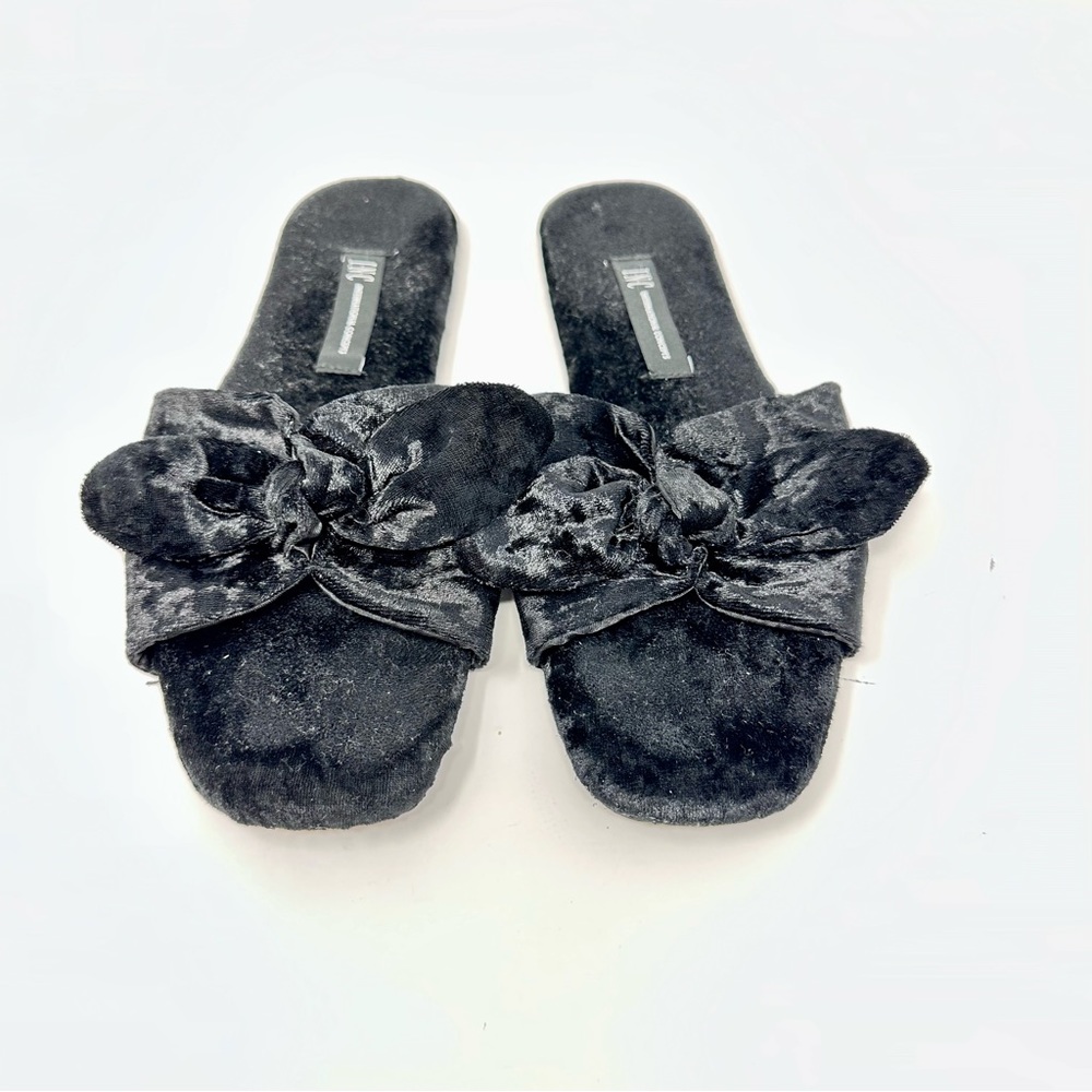 I-N-C Black Velvet Flat Sandals/Slippers with a Bow Design